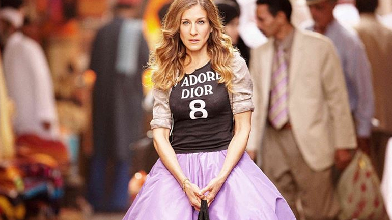 Η Sarah Jessica Parker αποκάλυψε το αγαπημένο της look από το «Sex and the City»