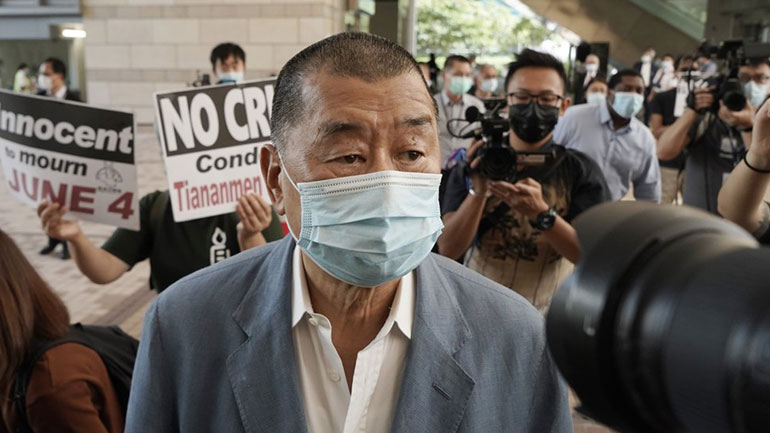 Χονγκ Κονγκ: Σε 14 μήνες φυλάκιση καταδικάστηκε ο μεγιστάνας του φιλοδημοκρατικού Τύπου, Τζίμι Λάι