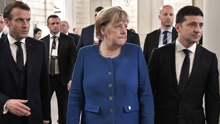 Αποχώρηση των ρωσικών δυνάμεων από τα σύνορα ζητεί η «τριμερής» Γερμανίας-Γαλλίας-Ουκρανίας