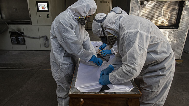 Η Ρωσία ανακοίνωσε 9.321 νέα κρούσματα και 398 θανάτους λόγω Covid-19