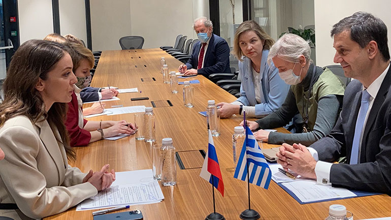 Θεοχάρης: «Είμαστε έτοιμοι να δεχτούμε κάθε Ρώσο τουρίστα στη χώρα μας»