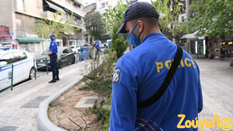 Αστυνομικός κλοιός στις πλατείες της Αθήνας για να σταματήσουν τα πάρτι