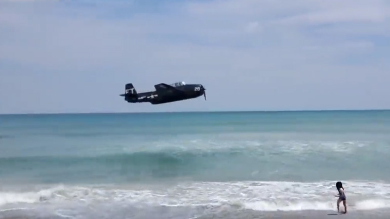 Αναγκαστική προσγείωση για αεροπλάνο του Β’ Παγκοσμίου Πολέμου 