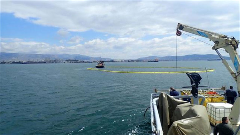 Αντιμετώπιση θαλάσσιας ρύπανσης στην περιοχή του κόλπου Ελευσίνας