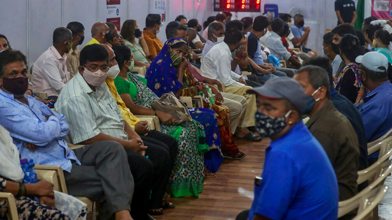 Νέο αρνητικό ρεκόρ θανάτων στην Ινδία