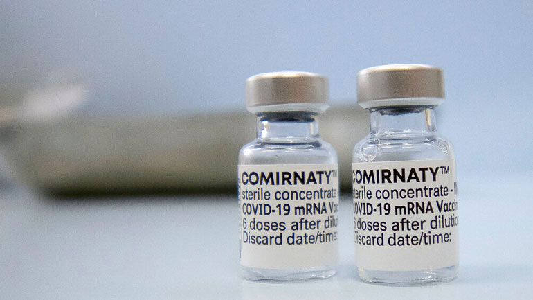 Financial Times: Η Ιταλία επιδιώκει να παράγει εγχωρίως εμβόλια mRNA