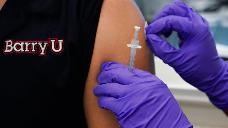 Κύπρος: «Ο εμβολιασμός είναι το “κλειδί” για την έξοδο από την πανδημία»