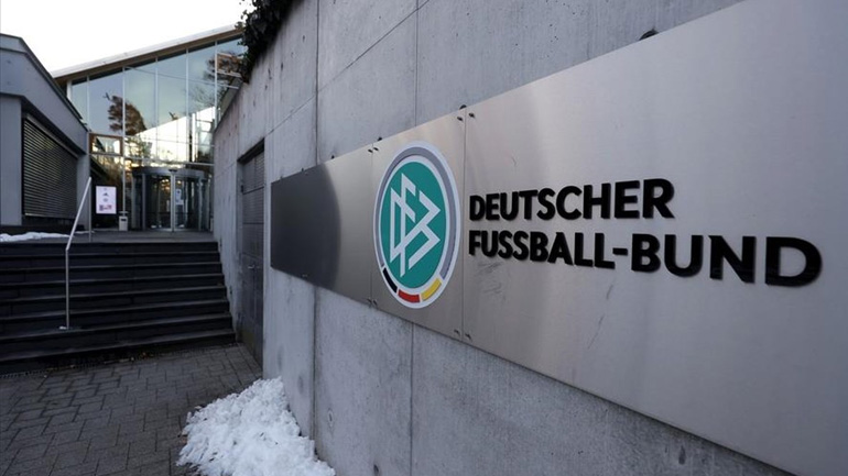 Η γερμανική ομοσπονδία ζητάει την απαγόρεση συμμετοχής των 12 συλλόγων σε όλες τις διοργανώσεις