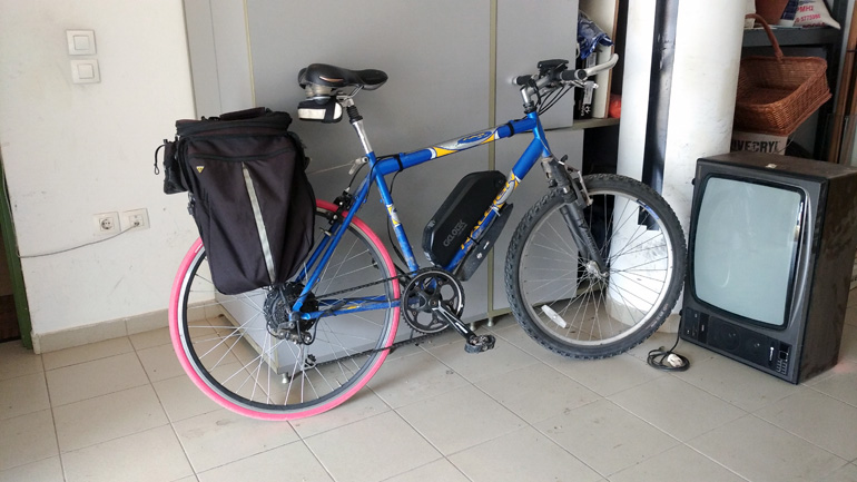 Το custom ποδήλατο της καλής του... ηλεκτρικό παρακαλώ!