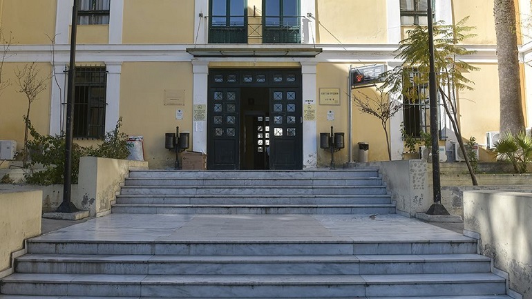 Νέα Σμύρνη: Αρνείται ότι βίασε την 27χρονη ο 40χρονος – Την Παρασκευή οι απολογίες των τριών κατηγορουμένων