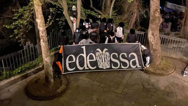 Έκαναν τη νύχτα… μέρα στην Έδεσσα οι οπαδοί του ΠΑΟΚ για τα 95 χρόνια ζωής του συλλόγου