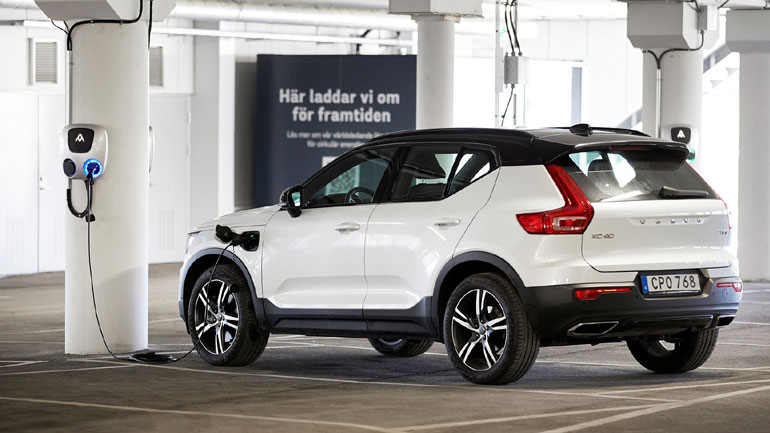 Η Volvo μειώνει τις εκπομπές ρύπων και κερδίζει εκατομμύρια ευρώ