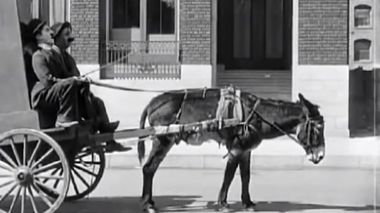 Ήταν ο Charlie Chaplin παιδί από οικογένεια Ρομά;