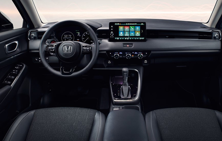 Απλό, λιτό, εργονομικό και σύγχρονο το εσωτερικό του νέου HR-V.