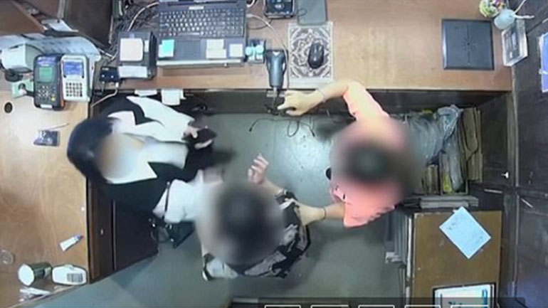 Νότια Κορέα: Αναζητείται η σύζυγος του Βέλγου πρέσβη – Κατηγορείται ότι χτύπησε υπάλληλο καταστήματος ρούχων