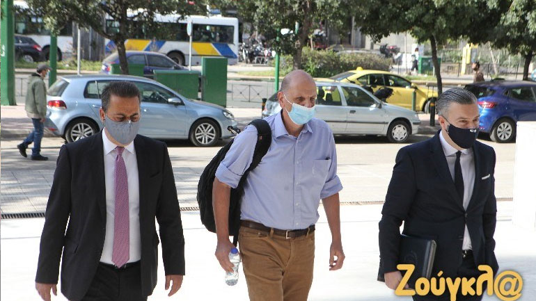 Νέες βολές Μιωνή κατά Παπαγγελόπουλου