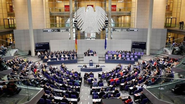 Γερμανία: Πάγωσε το κοινοβούλιο την ώρα που συζητούσε για την κλιματική αλλαγή