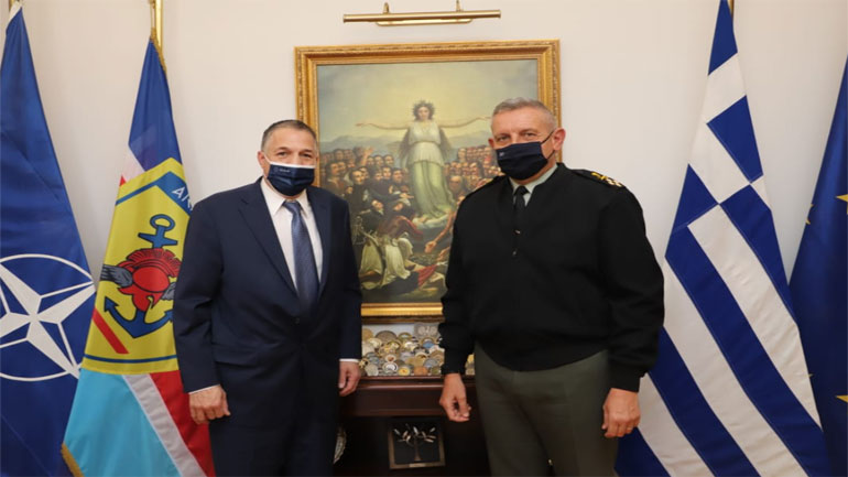 Συνάντηση του Αρχηγού ΓΕΕΘΑ με τον ομογενή Γερουσιαστή των ΗΠΑ Λεωνίδα Ραπτάκη Συνάντηση του Αρχηγού ΓΕΕΘΑ με τον ομογενή Γερουσιαστή των ΗΠΑ Λεωνίδα Ραπτάκη