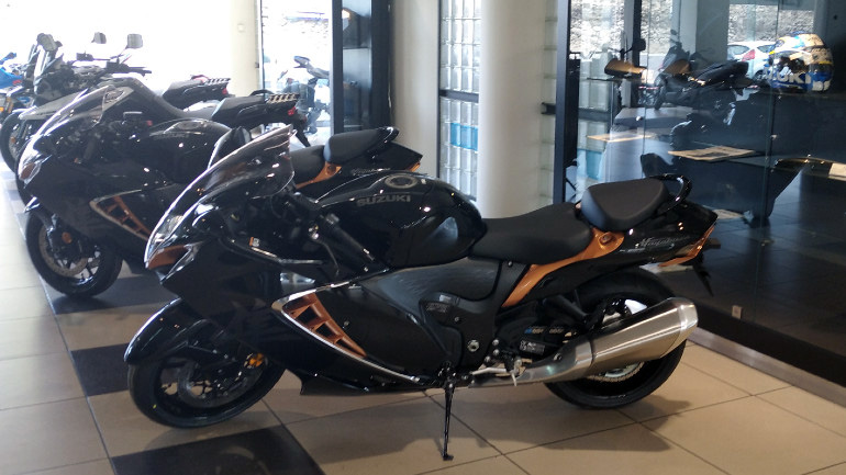 Μοναδικό μοντέλο που σου αποπνέει ποιότητα και ανωτερότητα.