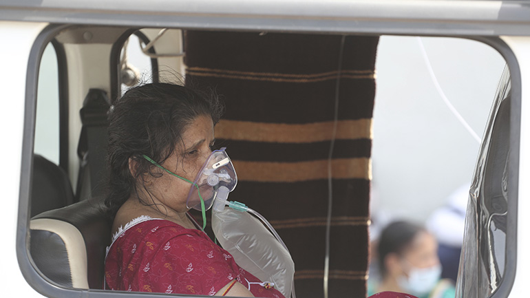 Αυξημένοι οι κίνδυνοι ιατρικών προβλημάτων και θανάτου για τους ασθενείς με πολύμηνα συμπτώματα Covid-19