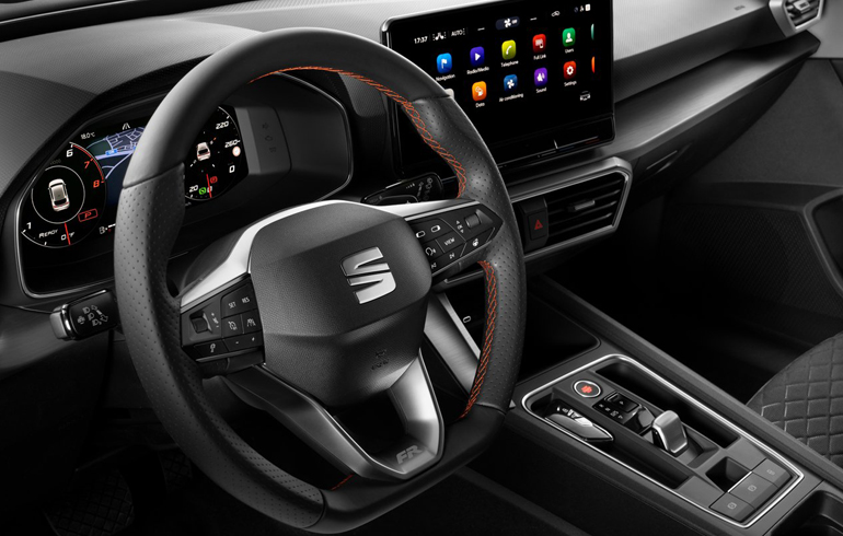 Κουμπιά και διακόπτες υπάρχουν μόνο στο τιμόνι.