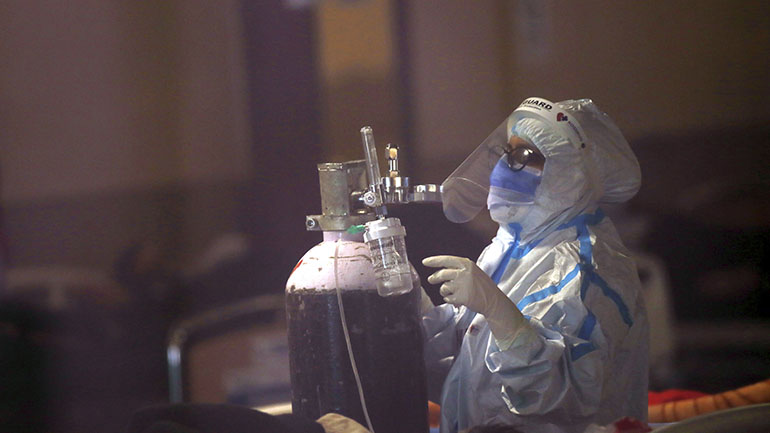 Η Ρωσία ανακοίνωσε 8.840 νέα κρούσματα και 398 θανάτους λόγω Covid-19