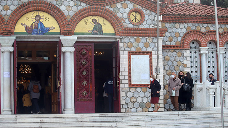 Πάσχα με ανοιχτές εκκλησίες και τήρηση των ισχυόντων υγειονομικών πρωτοκόλλων