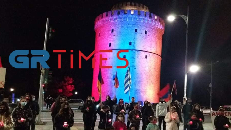 Ο Λευκός Πύργος στα χρώματα της αρμενικής σημαίας για τη Γενοκτονία Ο Λευκός Πύργος στα χρώματα της αρμενικής σημαίας για τη Γενοκτονία