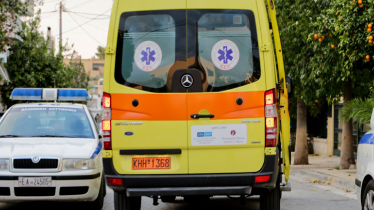 Ηράκλειο: Άνδρας έπεσε σε φρεάτιο ξενοδοχείου και διακομίστηκε στο νοσοκομείο