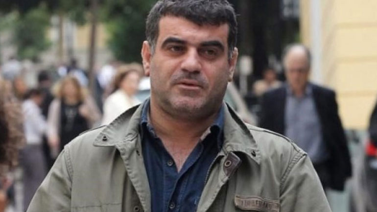 Ο δημοσιογράφος Κώστας Βαξεβάνης καταγγέλλει απειλή κατά της ζωής του