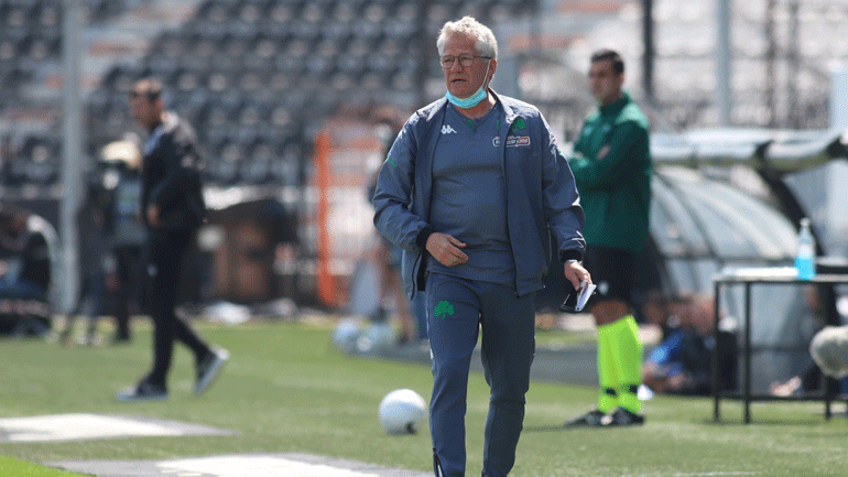 Μπόλονι: «Σε λίγο θα μας φέρουν διαιτητές απ’ τη Μογγολία»