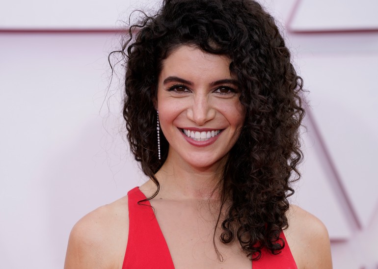 Η σεναριογράφος Nina Pedrad