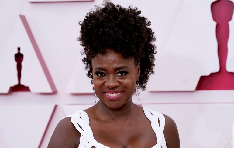 Η Βάιολα Ντέιβις, το μεγάλο φαβορί για την ερμηνεία της στην ταινία «Ma Rainey’s Black Bottom»