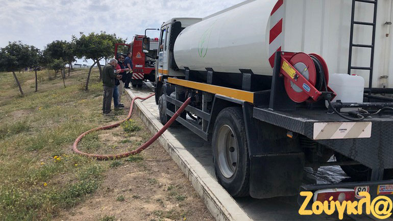 Πυρκαγιά στον λόφο Πανί στον Άλιμο Πυρκαγιά στον λόφο Πανί στον Άλιμο