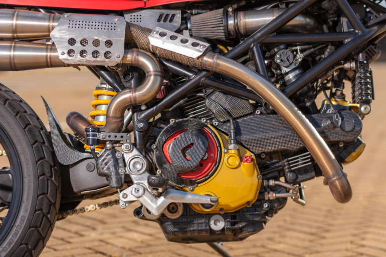 Οι σωλήνες της εξάτμισης πρέπει να ταλαιπώρησαν πολύ τον Rodrigues.