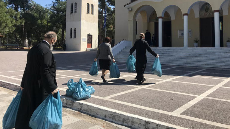 «Δέματα Αγάπης» από την Ι.Μ. Νέας Ιωνίας