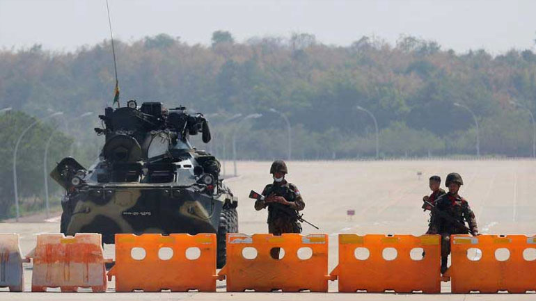 Μιανμάρ: Οργάνωση ανταρτών λέει πως «κατέλαβε» βάση του στρατού στα σύνορα με την Ταϊλάνδη