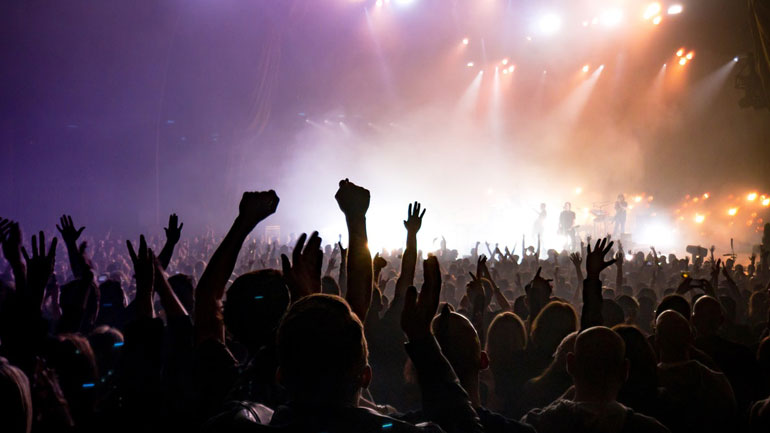 Καμία ένδειξη μετάδοσης του Covid-19 σε συναυλία-τεστ με 5.000 θεατές στη Βαρκελώνη