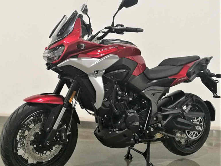 Όμορφος σχεδιασμός με πολλές... ευρωπαϊκές πινελιές για το Cyclone RX6.