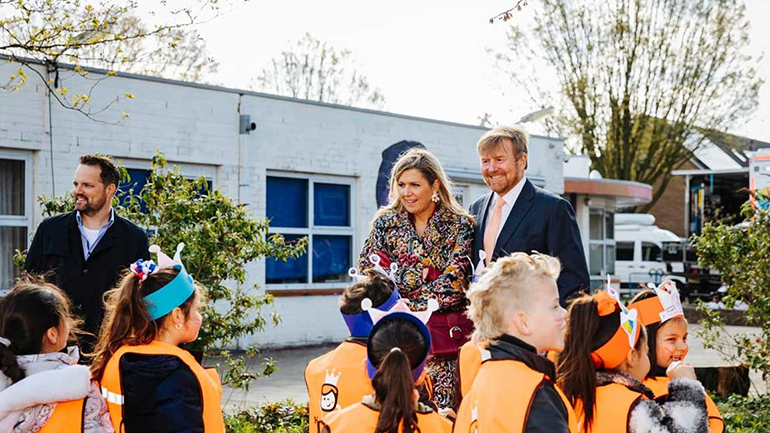 Η νέα chic & stylish εμφάνιση της βασίλισσας Μάξιμα της Ολλανδίας