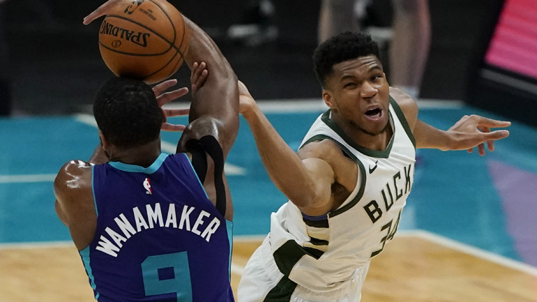 Αντετοκούνμπο: «Με ενδιαφέρει να βλέπω φωτιά στο βλέμμα των συμπαικτών μου»