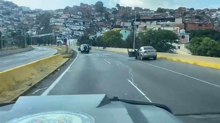 Ένοπλη επίθεση από συμμορίες στο Καράκας της Βενεζουέλας