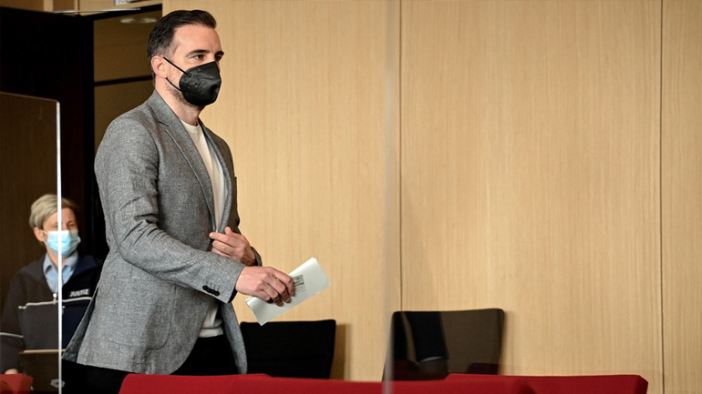 Γερμανία: Ξεκίνησε η δίκη του Μέτσελντερ για κατοχή και διακίνηση υλικού παιδικής πορνογραφίας