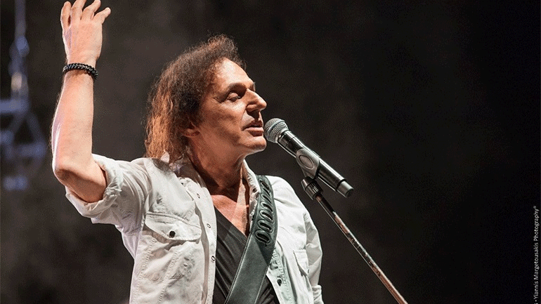 Νέο τραγούδι, νέος ήχος για τον Βασίλη Παπακωνσταντίνου