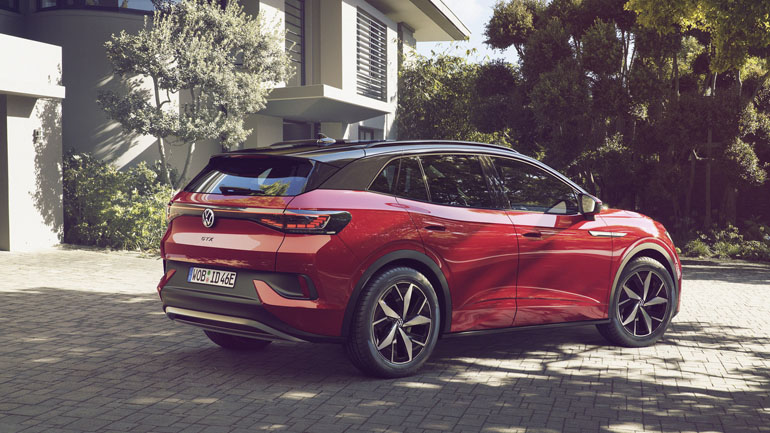 To GTX είναι ουσιαστικά το σήμα GTI στα ηλεκτρικά. 