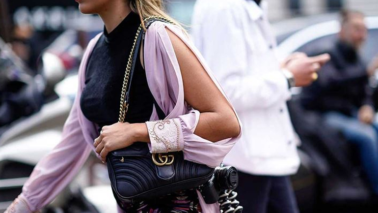 Gucci: Πώς ο οίκος σκοπεύει να βάλει τέλος στα προϊόντα απομίμησης;