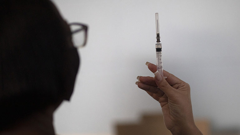 Ισπανία: Σε πάνω από 16 εβδομάδες ενδέχεται να αυξηθεί το διάστημα μεταξύ των δόσεων του εμβολίου της AstraZeneca