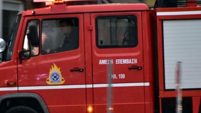 Φωτιά σε εξέλιξη κοντά στην εθνική οδό Πύργου-Αρχαίας Ολυμπίας