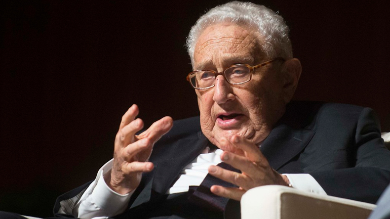 Ο Χένρι Κίσινγκερ κρούει τον κώδωνα του κινδύνου για τις εντάσεις ΗΠΑ – Κίνας