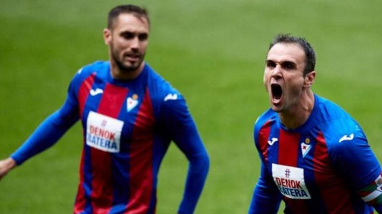 Σημάδι «ζωής» από την Έιμπαρ, 3-0 την Αλαβές